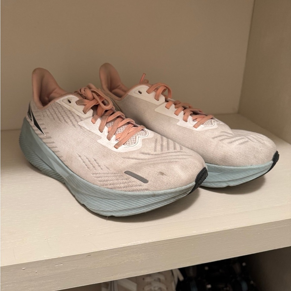 Altra Women's Athletic Shoes in Cream and Pink